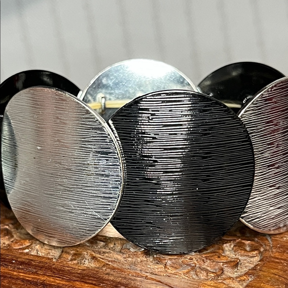 Vintage 2 Tone Metal Disk Panel Elastic Stretch Bracelet - Picture 3 of 13
